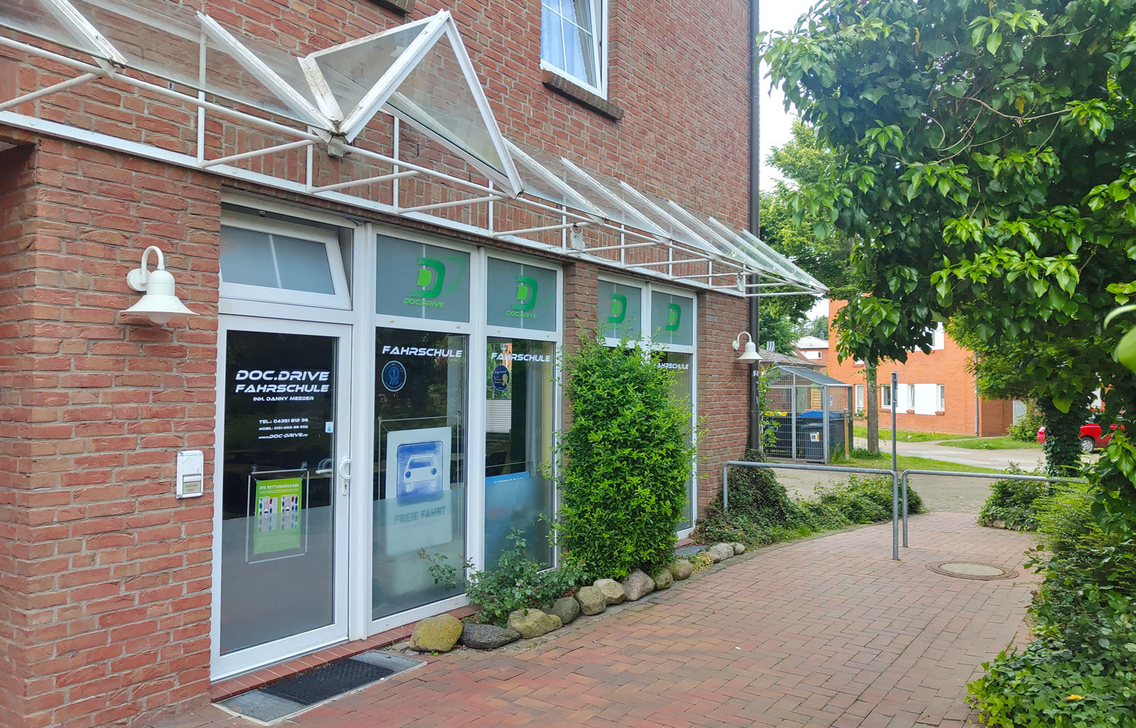 Standort_Doc_Drive_XXL_Eckernfoerde_Saxdorfer-Weg Standort_Doc_Drive_XXL_Eckernfoerde_Saxdorfer-Weg.